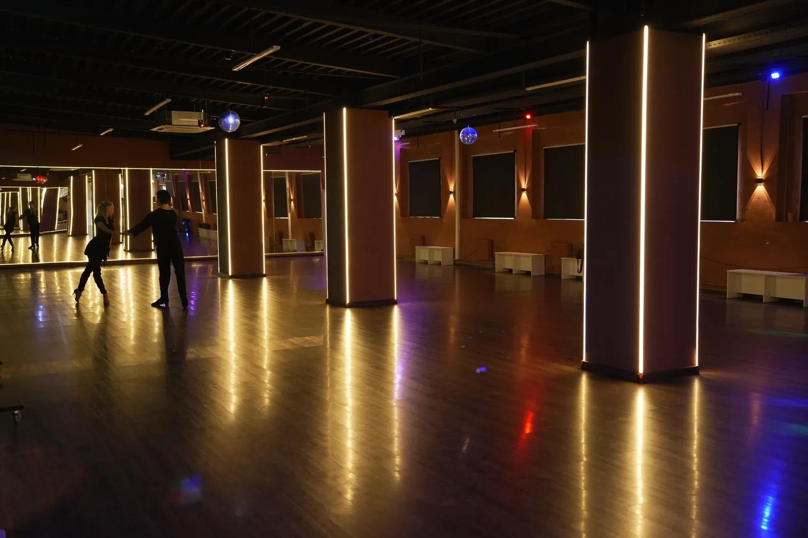 Большой зал ORO Dance Studio для аренды